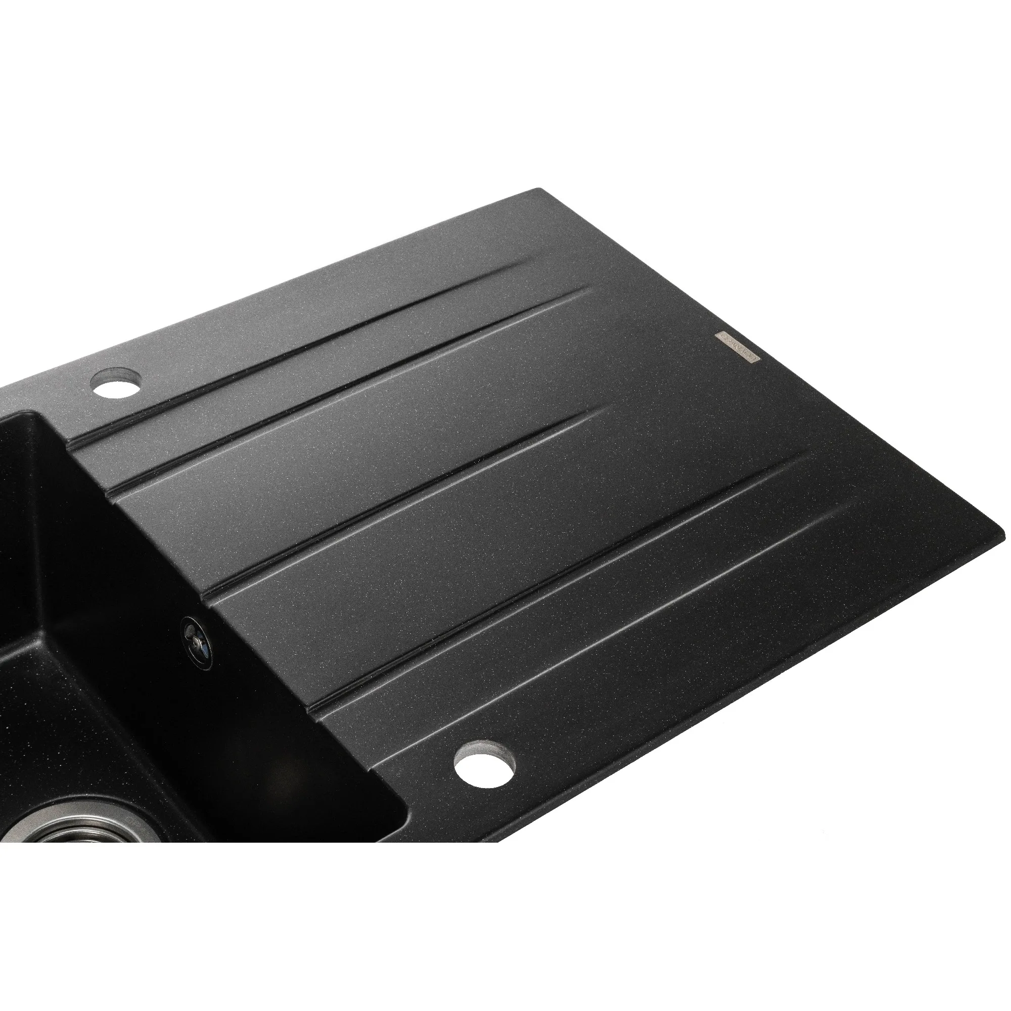 granado-mora-black-shine-003-jpg